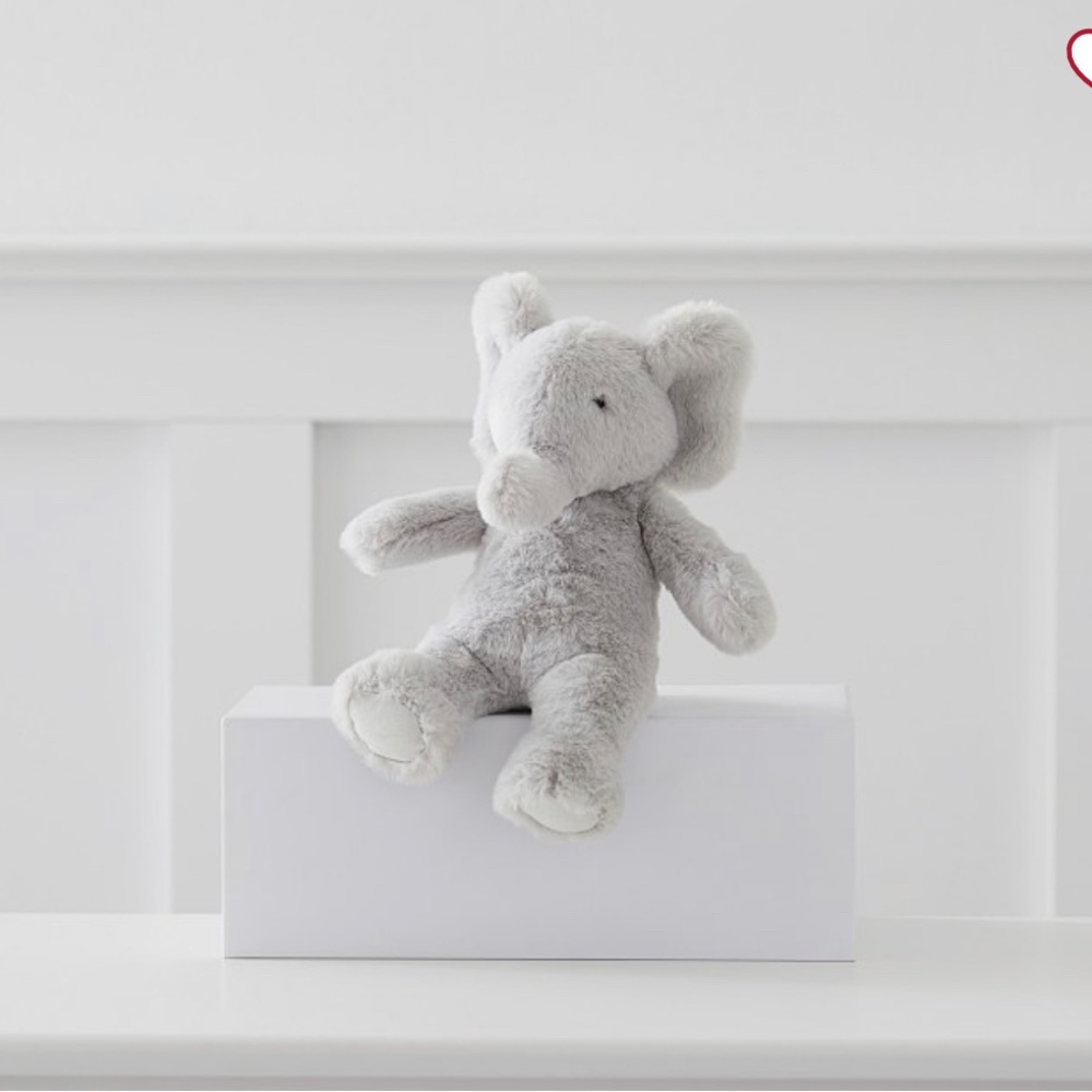 Brand New With Tags Pottery Barn Elephant Mini
